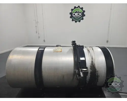 VOLVO VNL670 Fuel Tank