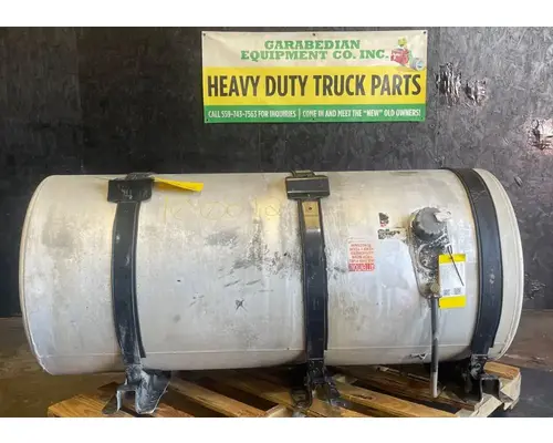 VOLVO VNL670 Fuel Tank