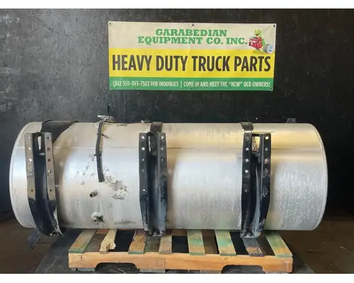 VOLVO VNL670 Fuel Tank