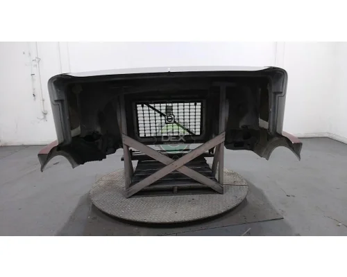 VOLVO VNL670 Hood