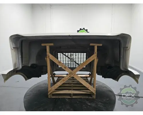 VOLVO VNL670 Hood