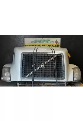 VOLVO VNL670 Hood