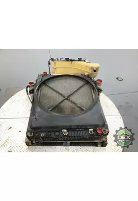 VOLVO VNL670 Radiator