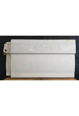 VOLVO VNL670 Side Fairing