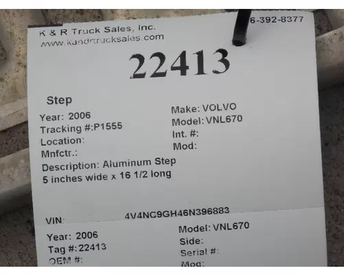 VOLVO VNL670 Step