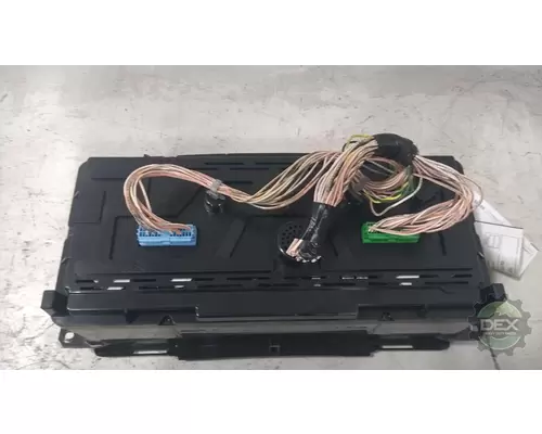VOLVO VNL730 3811 combined instrument, complete