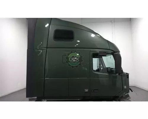 VOLVO VNL730 8102 cab, complete