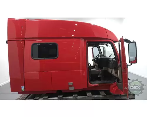 VOLVO VNL730 8102 cab, complete