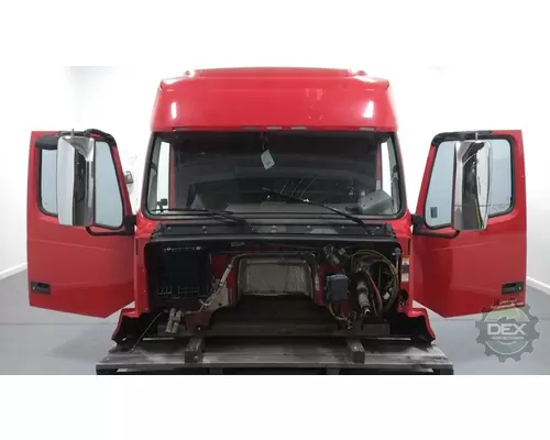 VOLVO VNL730 Cab