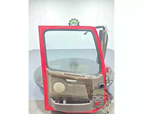 VOLVO VNL730 Door Assembly, Front