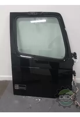 VOLVO VNL740 Door Assembly, Front