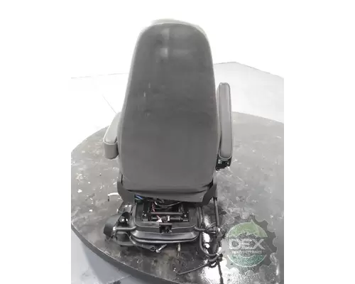 VOLVO VNL740 Seat, Front