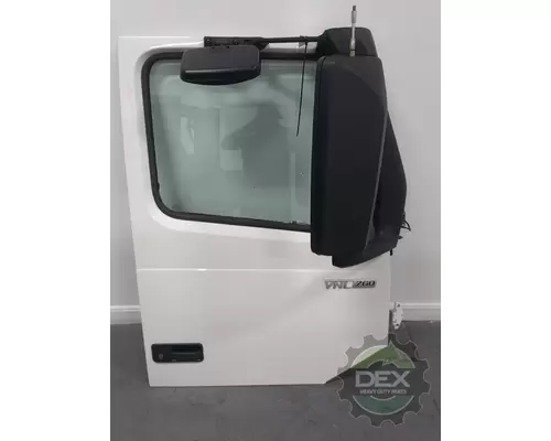 VOLVO VNL760 8311 side door, complete