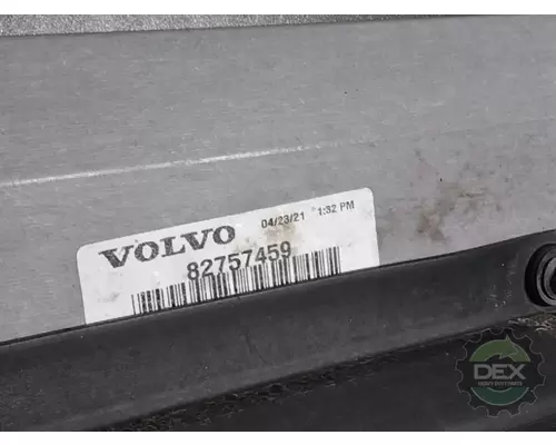 VOLVO VNL760 8916 chassis fairings