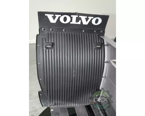 VOLVO VNL760 8916 chassis fairings