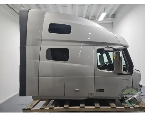 VOLVO VNL760 Cab