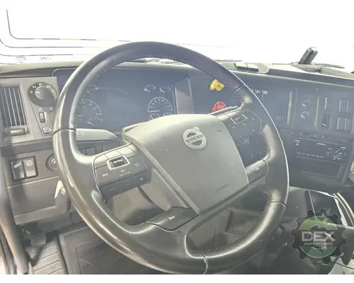 VOLVO VNL760 Cab