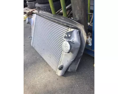 VOLVO VNL760 Charge Air Cooler (ATAAC)