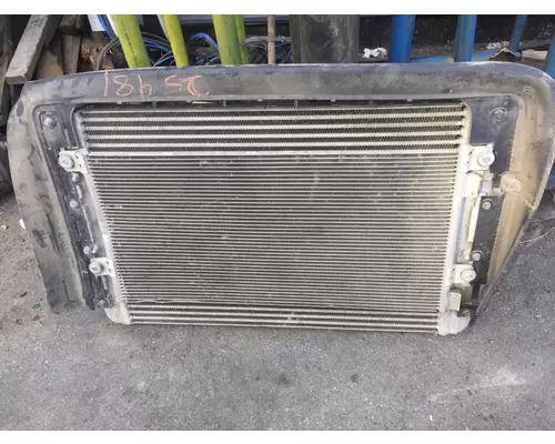 VOLVO VNL760 Charge Air Cooler (ATAAC)