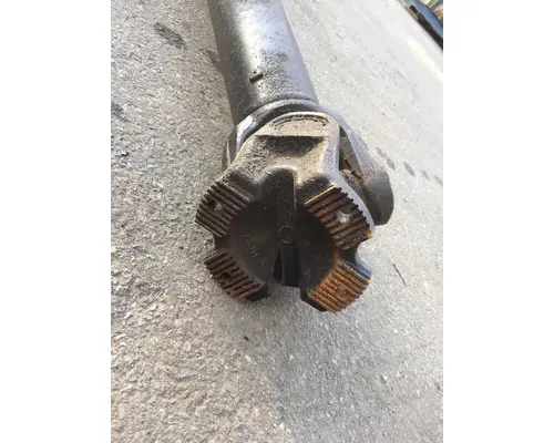 VOLVO VNL760 Drive Shaft, Front