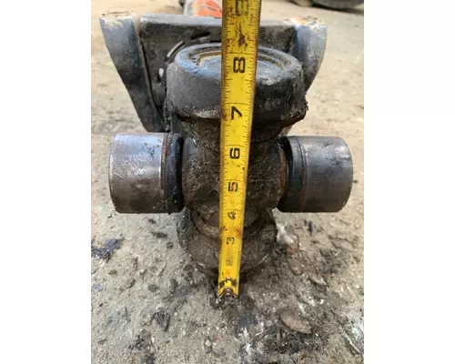 VOLVO VNL760 Drive Shaft, Front