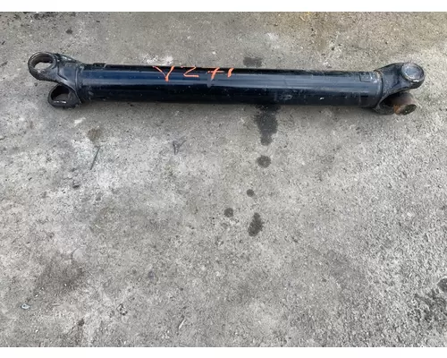VOLVO VNL760 Drive Shaft, Rear