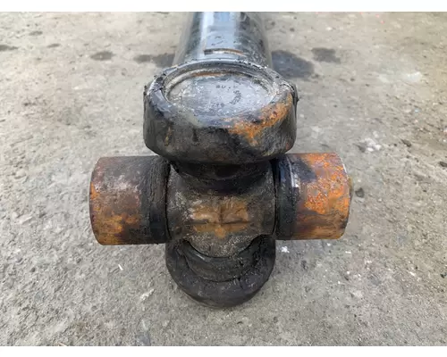 VOLVO VNL760 Drive Shaft, Rear