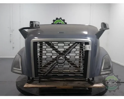 VOLVO VNL760 Hood