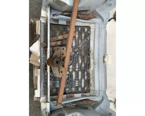 VOLVO VNL760 Hood