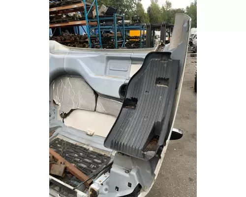 VOLVO VNL760 Hood