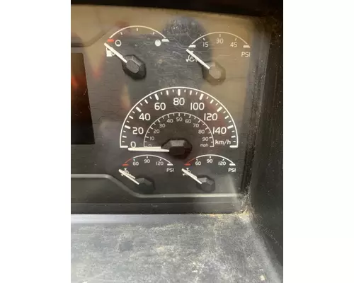 VOLVO VNL760 Instrument Cluster