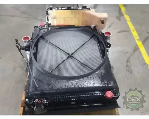VOLVO VNL760 Radiator