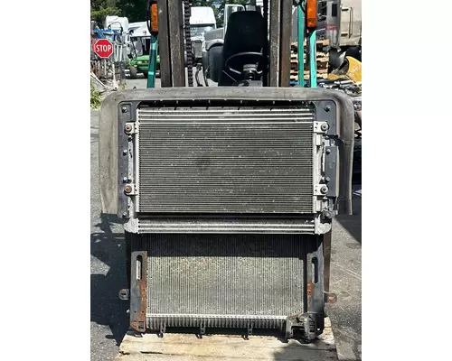 VOLVO VNL760 Radiator