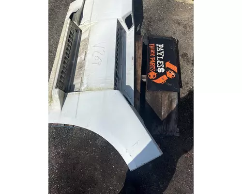 VOLVO VNL760 Side Fairing