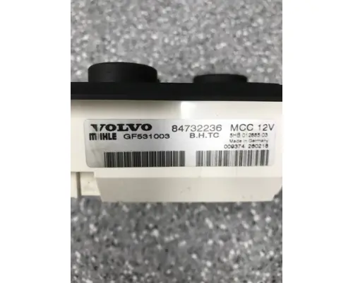 VOLVO VNL760 Temperature Control