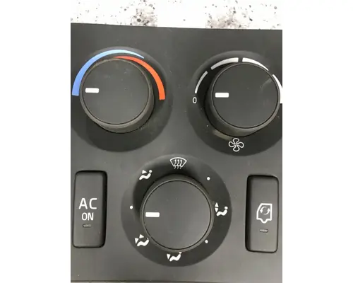 VOLVO VNL760 Temperature Control