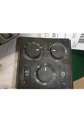 VOLVO VNL760 Temperature Control