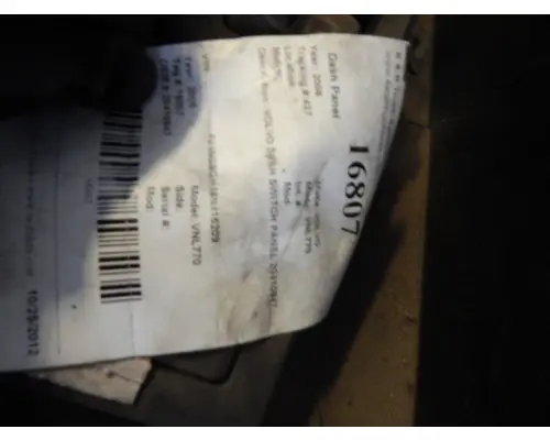 VOLVO VNL770 Dash  Console Switch