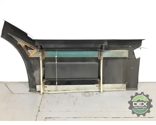 VOLVO VNL780 1644 bulb socket