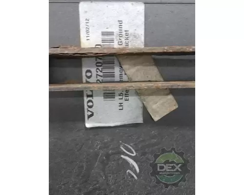 VOLVO VNL780 1644 bulb socket