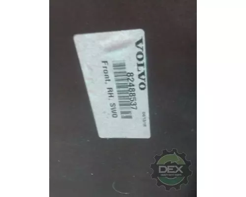 VOLVO VNL780 1644 bulb socket