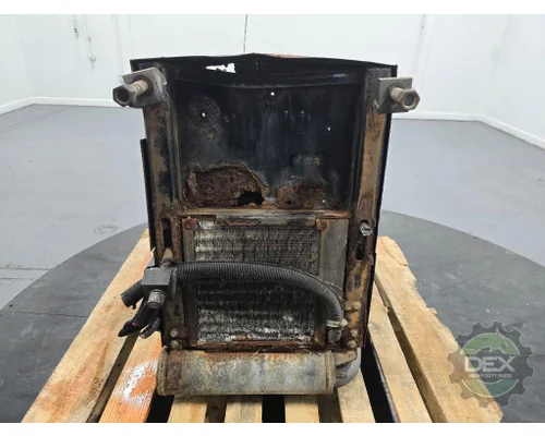 VOLVO VNL780 8752 auxiliary heater, petrol and diesel