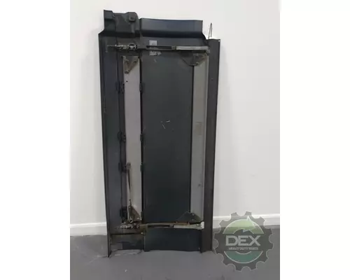 VOLVO VNL780 8916 chassis fairings