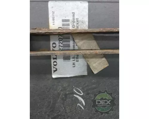 VOLVO VNL780 8916 chassis fairings