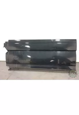 VOLVO VNL780 8916 chassis fairings