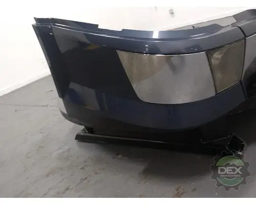 VOLVO VNL780 Bumper Assembly, Front
