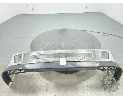 VOLVO VNL780 Bumper Assembly, Front