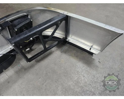 VOLVO VNL780 Bumper Assembly, Front