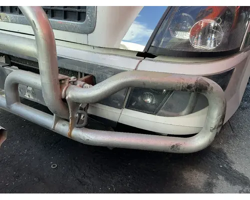 VOLVO VNL780 Bumper Assembly, Front