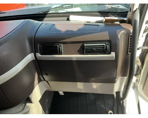 VOLVO VNL780 Cab Assembly